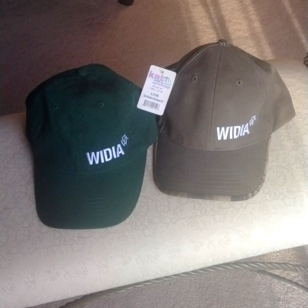 2 WIDIA COMP. HAT'S